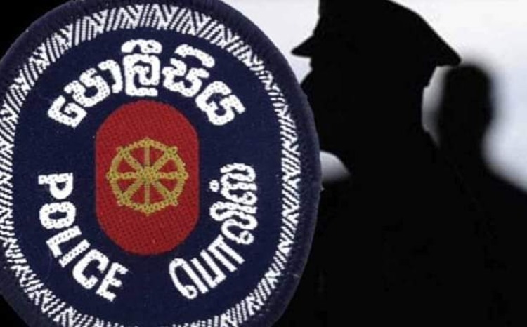 மது போதையில் வீடொன்றிற்குள் நுழைந்த பொலிஸ் கான்ஸ்டபிள் பணி இடை நீக்கம்