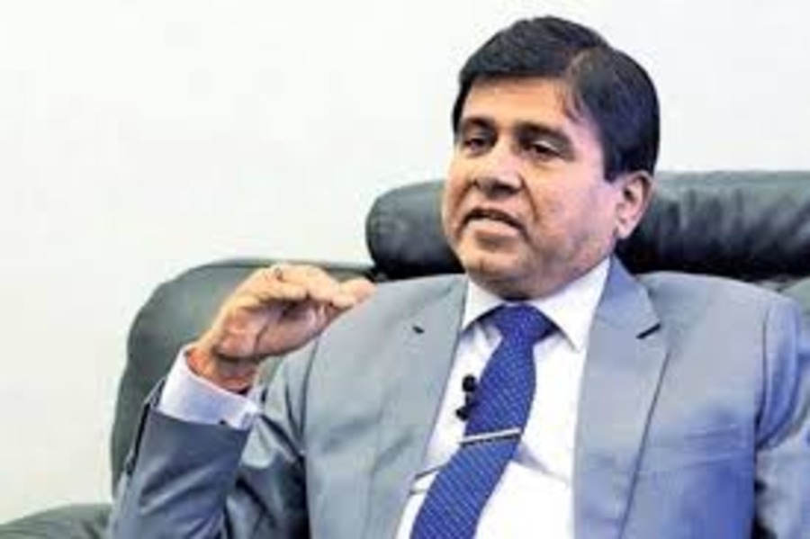 அரசாங்க ஊழியர்களிற்கு சம்பள உயர்வு வாக்குறுதி – பிரதான வேட்பாளர்கள் தகுதிநீக்கம் செய்யப்படலாம்- விஜயதாச