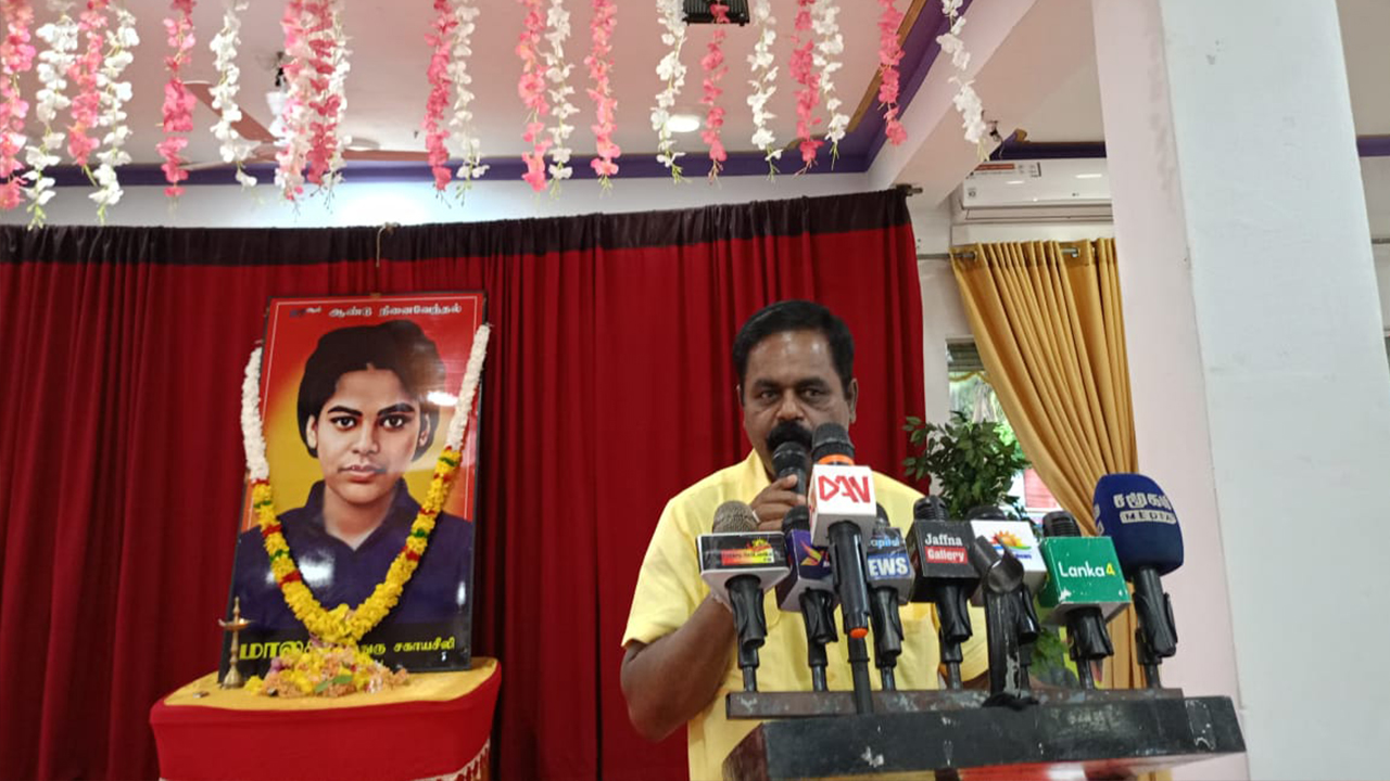 முதல் பெண் மாவீரர் மாலதி நினைவுநாள் கிளிநொச்சியில்!