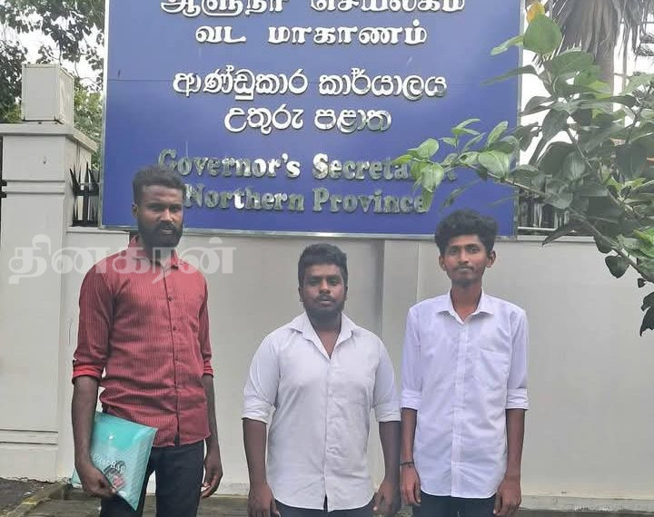 வடக்குமாகாண ஆளுநரை சந்தித்த வடமராட்சி கிழக்கு இளைஞர்கள்!