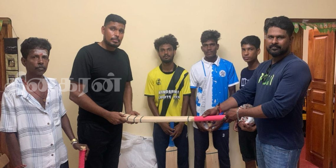 புங்குடுதீவு விளையாட்டு கழகங்களுக்கு விளையாட்டு உபகரணங்கள் வழங்கல்!