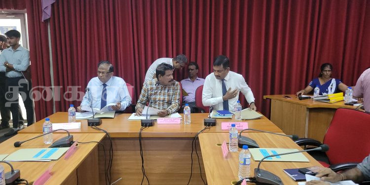 கிளிநொச்சி மாவட்ட அபிவிருத்தி ஒருங்கிணைப்பு குழுக் கூட்டம்!