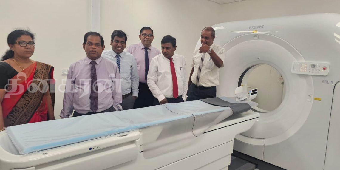 மகளிருக்கான சிறப்பு சிகிச்சை நிலையத்தினை பார்வையிட்ட நாடாளுமன்ற உறுப்பினர்கள்!