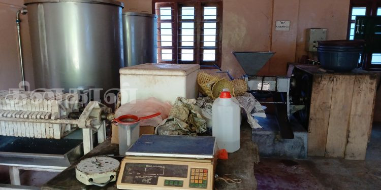 தேங்காய் எண்ணெய் உற்பத்தி நிலையங்களை மூடும் நிலை.! (சிறப்பு இணைப்பு)