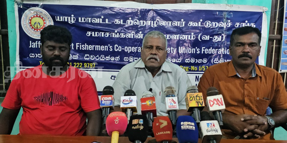 ஸ்டாலினுடன் செல்ஃபி எடுத்த எம்.பிகள்; மீனவர்களது பிரச்சினையை பேசத் தயங்கியது ஏன்?