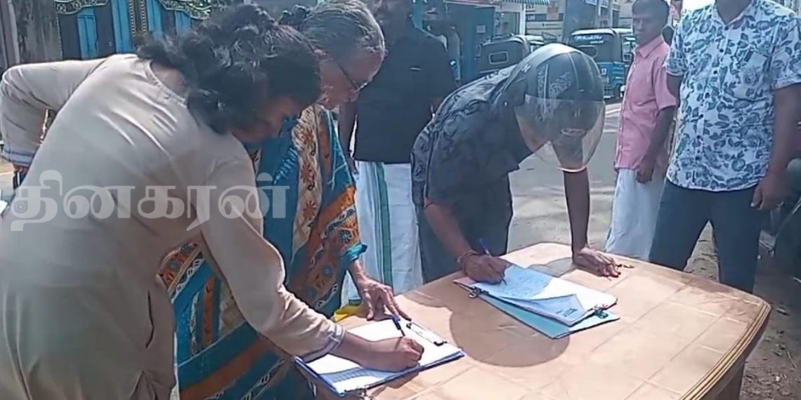 அரசியல் கைதிகளை விடுதலை செய்யக் கோரி கையெழுத்து போராட்டம்.!