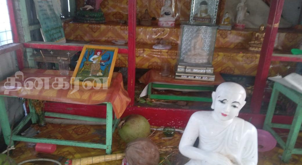 வடமராட்சி பகுதியில் கரை ஒதுங்கிய மர்ம வீடு.!