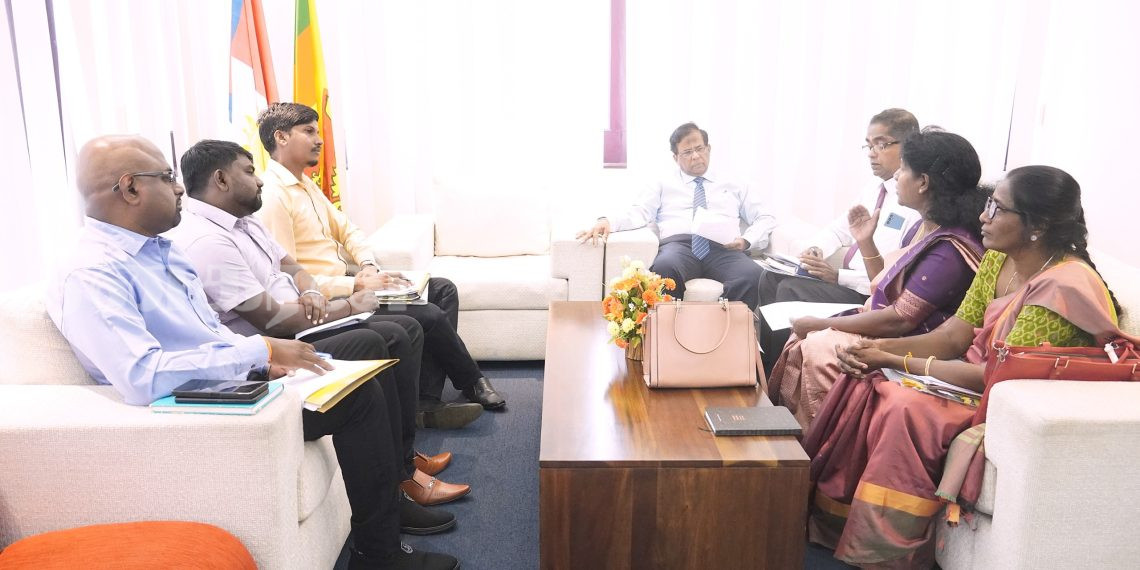 விவசாயப் போதனாசிரியர்களின் வெளிக்களக் கொடுப்பனவு தொடர்பில் பரிசீலிக்குக.!