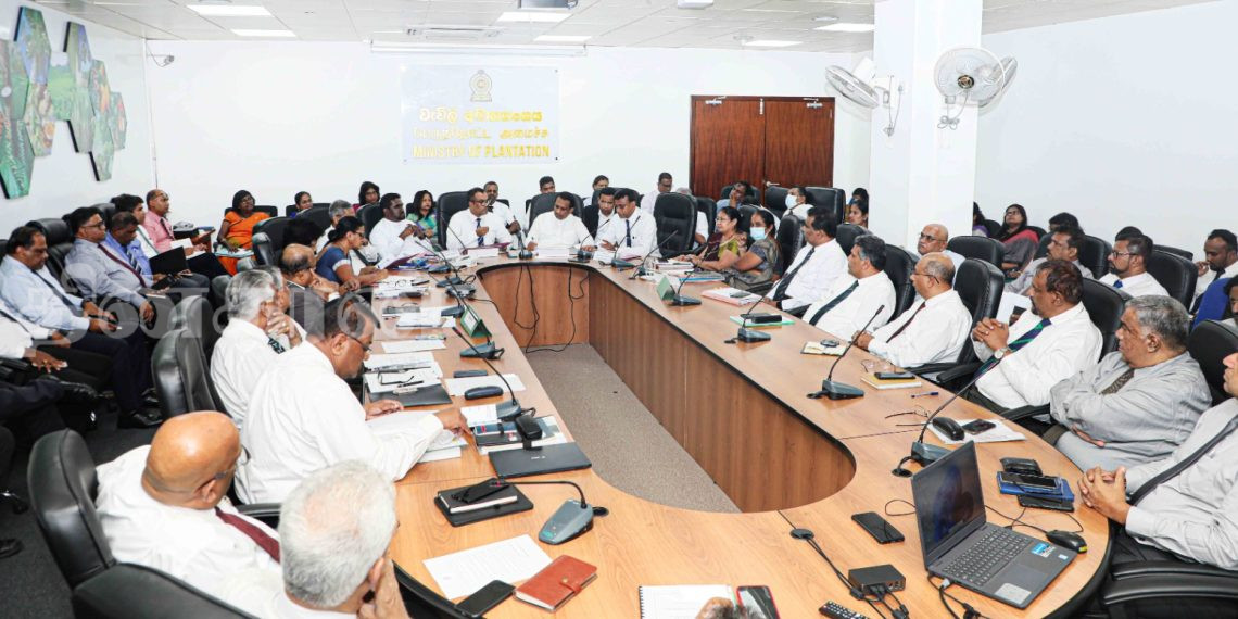 இவ் வருடத்திற்குள் பெருந்தோட்ட மக்களுக்கான 4350 புதிய வீடுகள்!