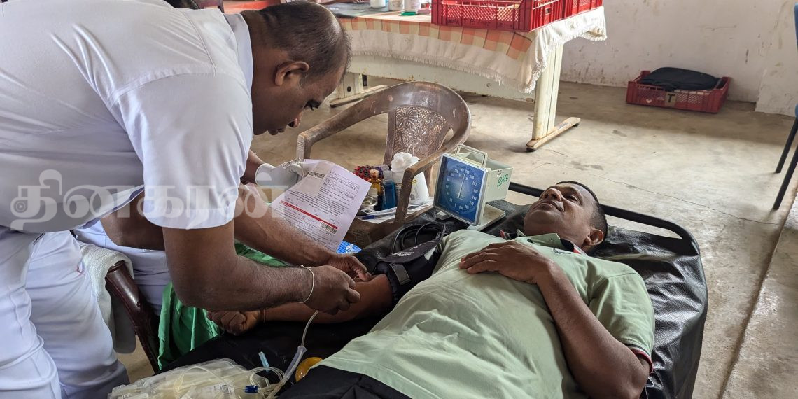 வவுனியா தலைமை பொலிஸ் நிலையத்தில் இராத்த தான நிகழ்வு.!