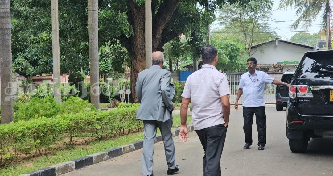 சுமந்திரனுக்கு வழங்கப்பட்ட மெய்ப்பாதுகாவலர்கள் – வெடித்தது சர்ச்சை!