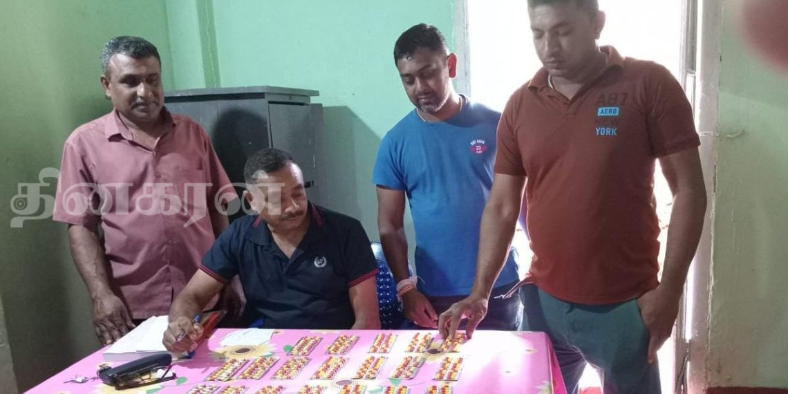 சூட்சுமமான முறையில் மறைத்து வைக்கப்பட்டிருந்த போதை மாத்திரைகள் மீட்பு.!