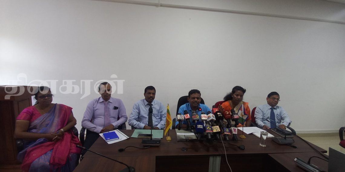 சிறுதானியப் பயிர்ச்செய்கை தொடர்பாக விளக்கமளிக்கும் ஊடகவியலாளர் சந்திப்பு.!