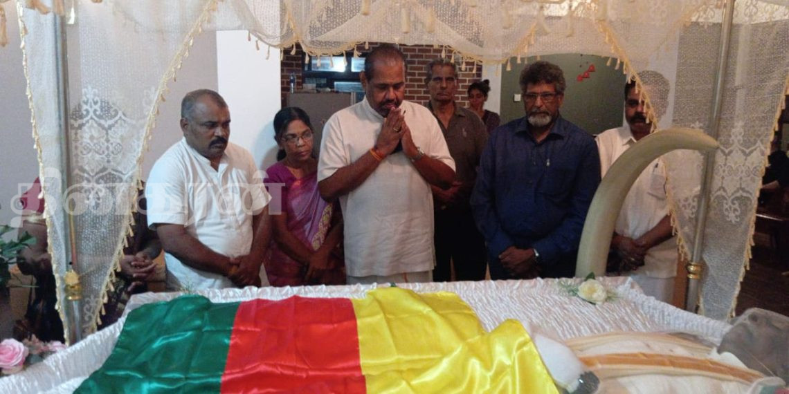 மாவை ஐயாவின் புகழுடலுக்கு அஞ்சலி செலுத்திய அரசியல் பிரமுகர்கள்.! (சிறப்பு இணைப்பு)