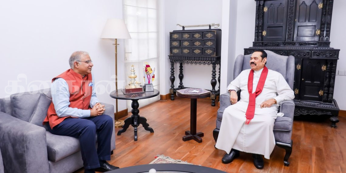 மஹிந்த – இந்தியத் தூதுவர் திடீர் சந்திப்பு.!