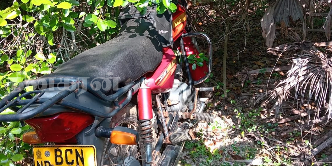 காணாமல் போன உந்துருளி காட்டுப் பகுதியில் இருந்து மீட்பு.!
