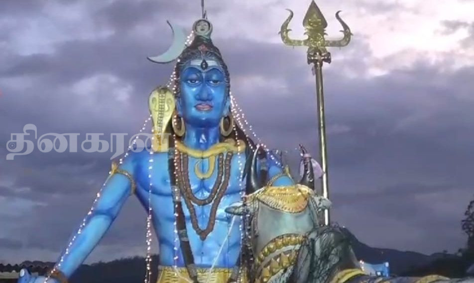 ஈசனுடன் ஒரு இரவு எனும் தொனிப்பொருளில் சிறப்பாக இடம்பெற்ற மஹா சிவராத்திரி.! (சிறப்பு இணைப்பு)