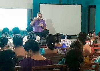 ஆசிரியர்களுக்கான பயிற்சி நிகழ்வில் வளவாளராக கிழக்கு ஆளுநர்.! (சிறப்பு இணைப்பு)