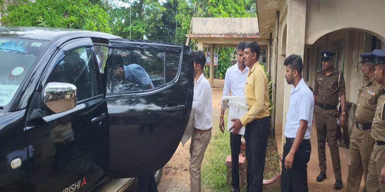 அஞ்சல் மூல வாக்குச் சீட்டுக்கள் அஞ்சல் திணைக்களத்திடம் கையளிப்பு.!