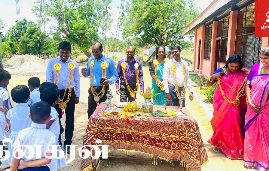 மன். கள்ளியடி அ. த. க பாடசாலை மாணவர்களுக்கான சின்னம் சூட்டும் நிகழ்வு.! (சிறப்பு இணைப்பு)