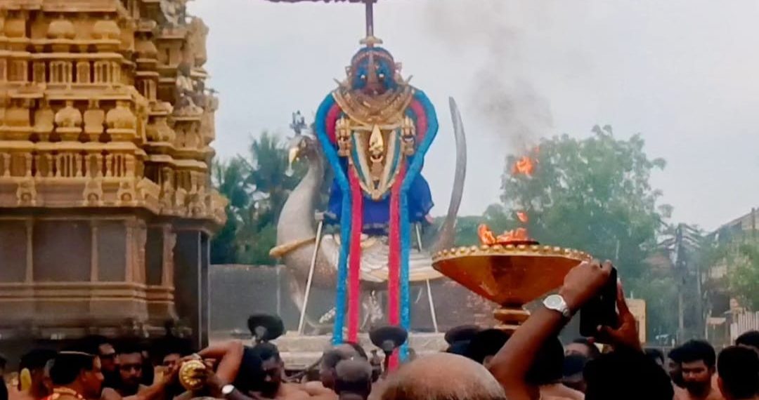 நல்லூர் கந்தன் ஆலயத்தில் நடைபெற்ற புதுவருட சிறப்பு பூஜை.!