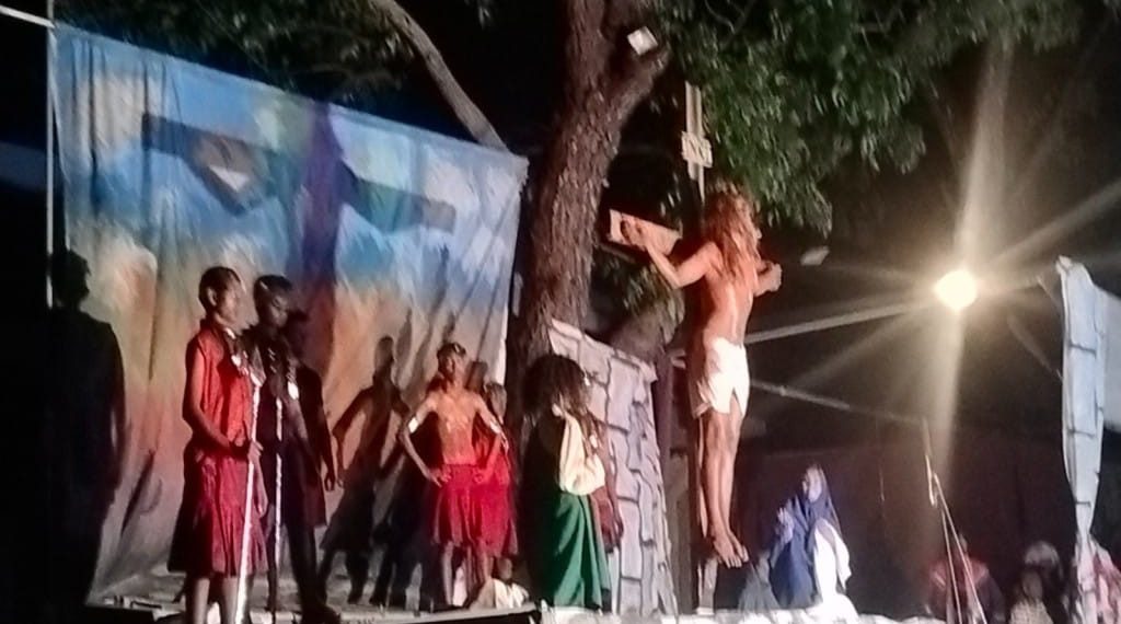 செக்கச்சிவந்த இரத்தம் எனும் சடங்கு நிலை ஆற்றுகை.!