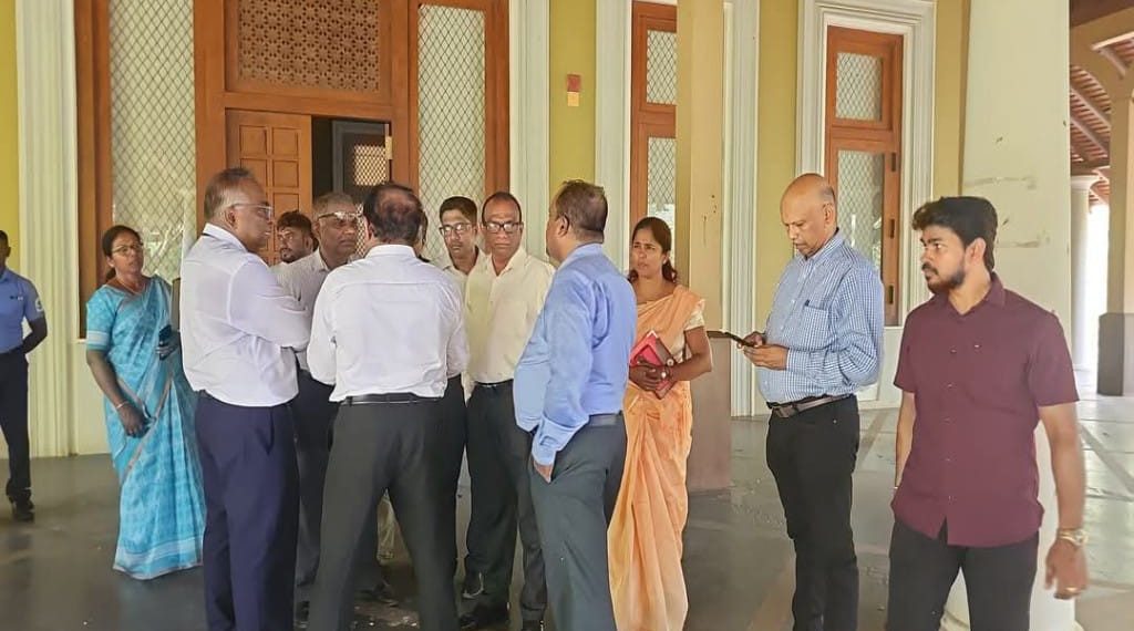 கீரிமலை ஜனாதிபதி மாளிகையின் எதிர்காலப் பயன்பாடு குறித்து கலந்தாய்வு.!