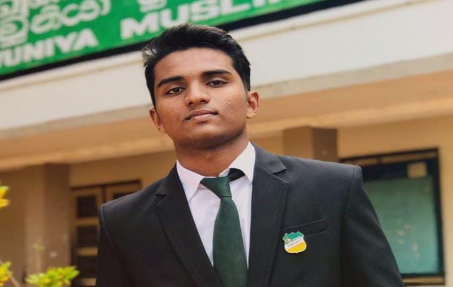 வவுனியா முஸ்லிம் மகா வித்தியாலய மாணவன் விஞ்ஞானப் பிரிவில் முதல் இடம்..!