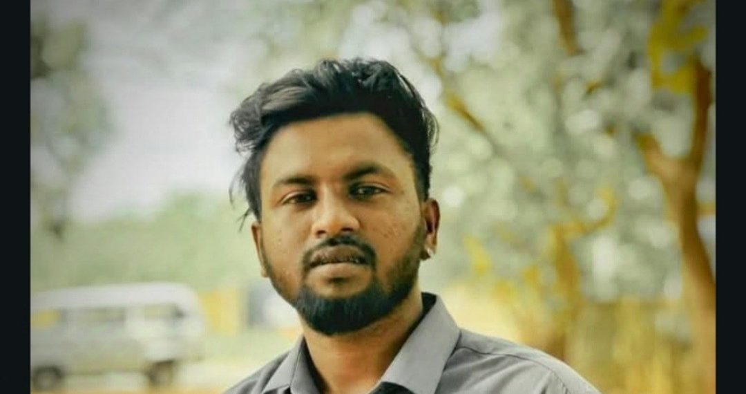 மோட்டார் சைக்கிள் மதிலுடன் மோதி கோர விபத்தில் படுகாயமடைந்த இளைஞன் உயிரிழப்பு!