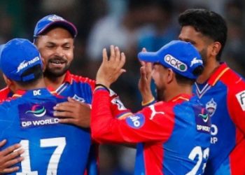 புள்ளிப்பட்டியலில் 6 புள்ளிகளை பெற்று டெல்லி கெப்பிடல்ஸ் அணி முன்னேறியுள்ளது!