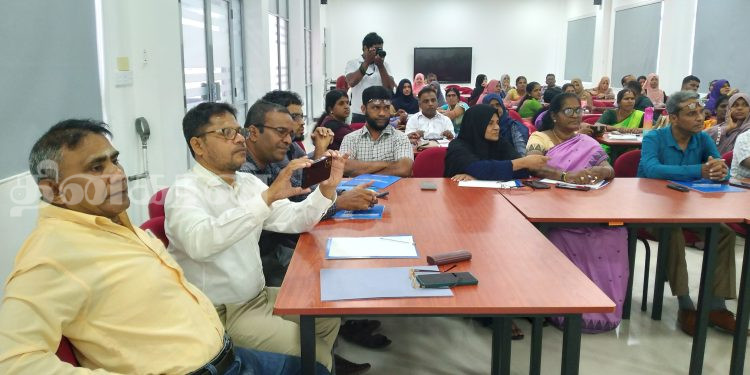 நூலக சேவைகளை மேம்படுத்தல் தொடர்பான பயிற்சி நெறி