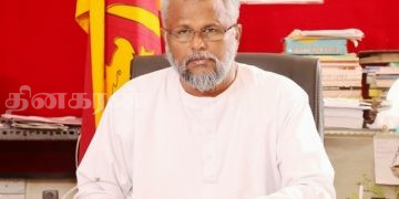 அதிகாரிகளை கேலி செய்தவரை மன்னிப்பு கோர வைத்திருப்பேன் – டக்ளஸ் தெரிவிப்பு.!