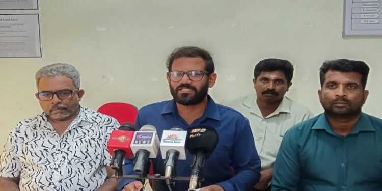 ஐ.நா. ஆணையாளரின் கவனத்தை ஈர்க்கும் வகையில் திருகோணமலையில் அமைதிவழிப் போராட்டம்.!