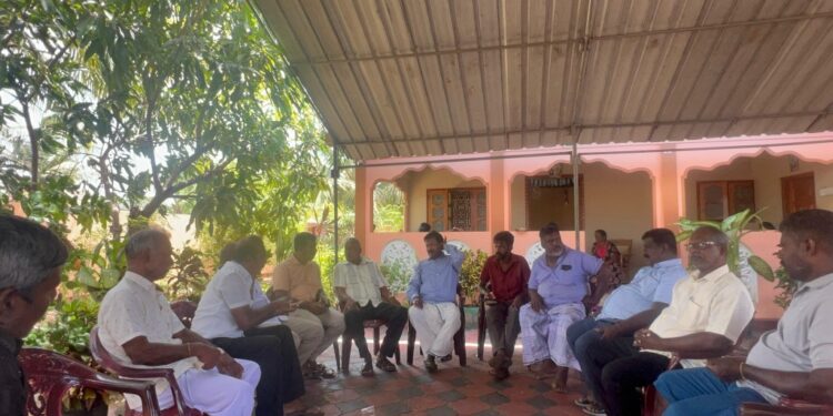 சட்டவிரோத கடற்தொழில்களைக் கட்டுப்படுத்துவது தொடர்பில் பேச்சு.!