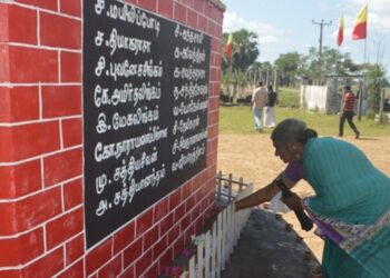 சிங்களக் குடியேற்றவாதிகளின் தாக்குதலில் தமிழர்கள் படு கொ*லை செய்யப்பட்டனர்; மேலும் பல வரலாற்றுச் சம்பவங்கள்.!