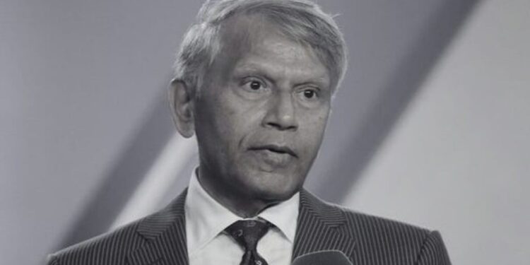 கிரிக்கெட் பிரபலம் காலமானார்..!