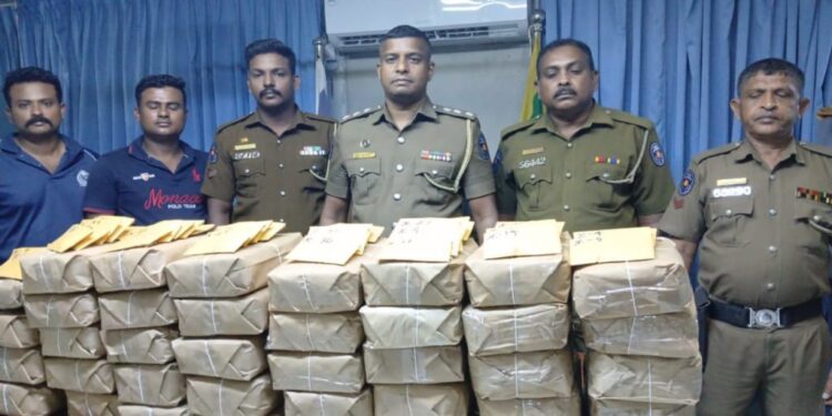 கிளிநொச்சியில் கஞ்சாவுடன் குடும்பப்பெண் கைது..!