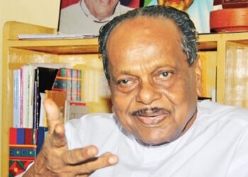 மூத்த தமிழ் அரசியல்வாதியான வீரசிங்கம் ஆனந்தசங்கரி 93வது வயதில் இன்று கால்பதிக்கின்றார்