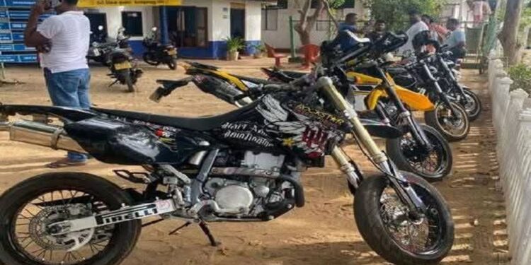 இந்தியாவில் இருந்து கடத்தி வரப்பட்ட அதிக வலு உந்துருளிகள் சிக்கின.!