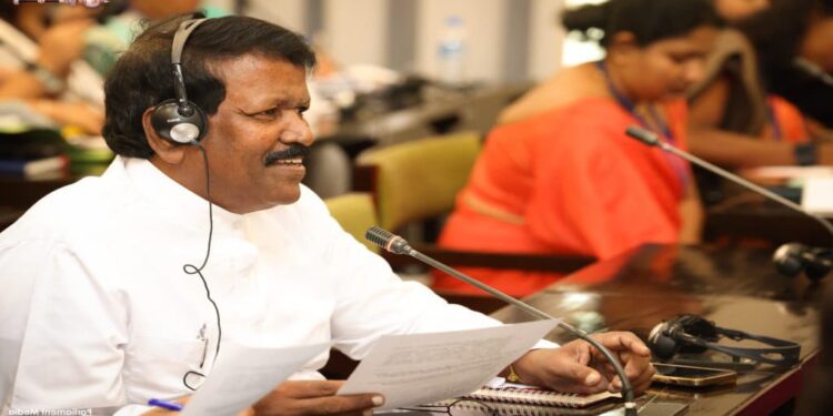 முல்லைத்தீவிற்கு குளிரூட்டப்பட்ட சொகுசுப் பேருந்து சேவை தேவை..!