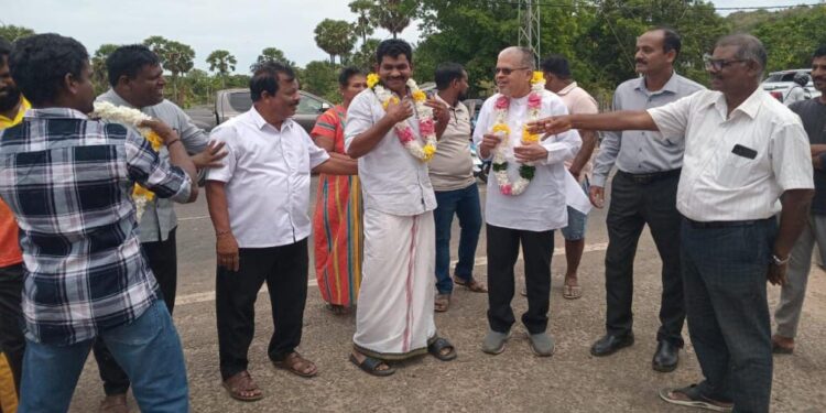 புனரமைக்கப்படாத வீதி; இடம்பெற்ற அங்குரார்ப்பண வைபவம்..!
