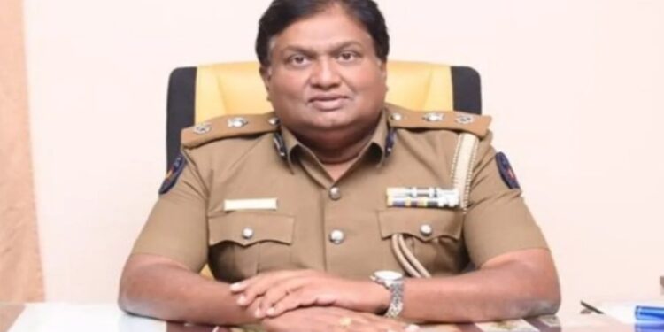 முன்னாள் சிரேஷ்ட பிரதிப் பொலிஸ் மா அதிபர் பிரியந்த ஜெயக்கொடிக்கு நீதிமன்றம் வழங்கிய உத்தரவு.!