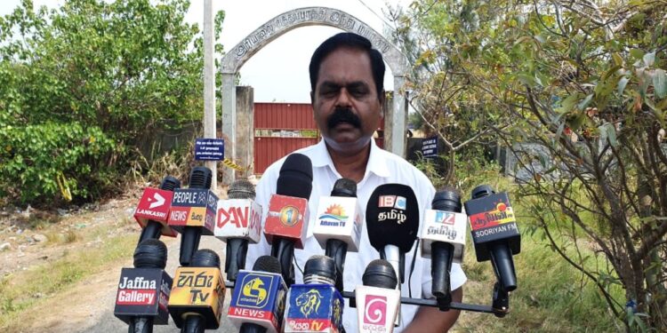 செம்மணியில் மீட்கப்பட்ட தடயப் பொருட்களை அடையாளம் காட்ட ஒத்துழையுங்கள்..!