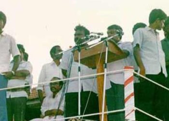 த.வி.பு. தலைவர் வே.பிரபாகரன் சுதுமலையில் முதன் முதலில் மக்கள் முன் தோன்றினார்; மேலும் பல வரலாற்றுச் சம்பவங்கள்.!