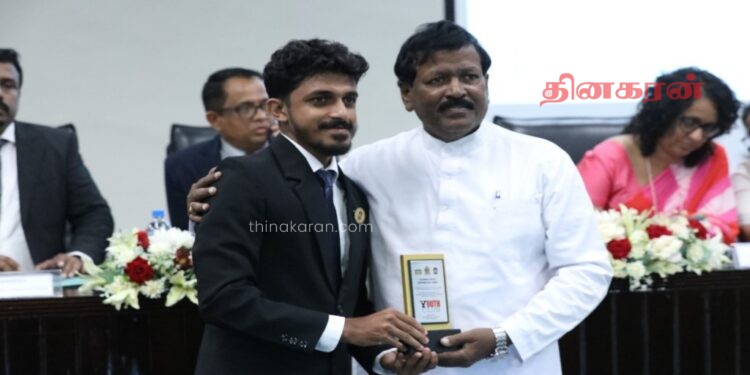 சர்வதேச இளைஞர் தினத்தை முன்னிட்டு நாடாளுமன்றில் விசேட நிகழ்வு.!