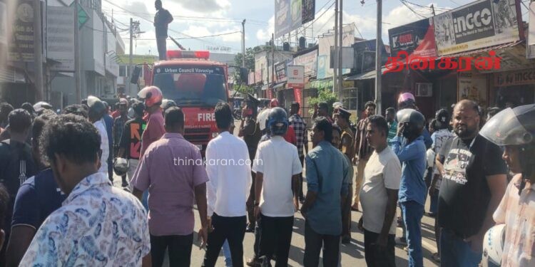 வர்த்தக நிலையம் ஒன்றில் திடீரென தீப்பரவல்!