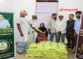 கல்முனையில் மீலாதுன் நபி பெருவிழாவை முன்னிட்டு அரிசி வழங்கி வைக்கும் நிகழ்வு!