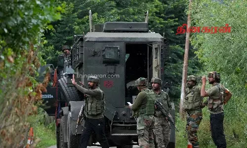 இரு பாதுகாப்புப் படை வீரர்கள் மாயம்!