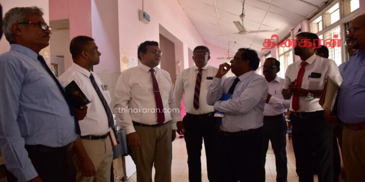 மன்னார் மாவட்ட பொது வைத்தியசாலைக்கு வட மாகாண ஆளுநர் தலைமையிலான குழு விஜயம்.!
