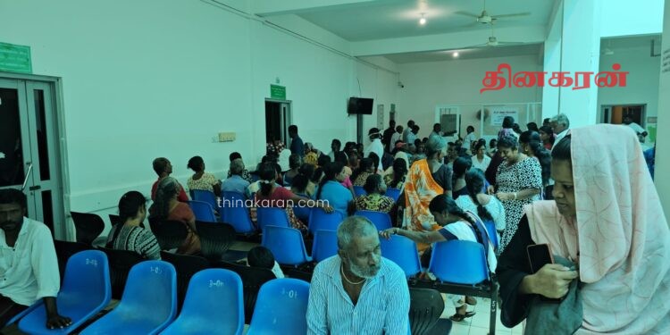 முல்லைத்தீவு மாவட்ட வைத்தியசாலை தாதியர்கள் பணிப்புறக்கணிப்பு!